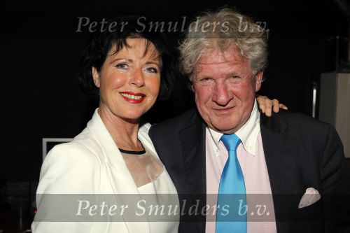 Amsterdam 28 januari 2011
Modeshow van Monique Collignon op de amsterdam fashion week. Willibrord Frequin met Louis en zijn vriendin
Peter Smulders bv