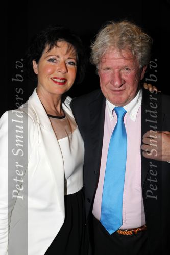 Amsterdam 28 januari 2011
Modeshow van Monique Collignon op de amsterdam fashion week. Willibrord Frequin met Louis en zijn vriendin
Peter Smulders bv