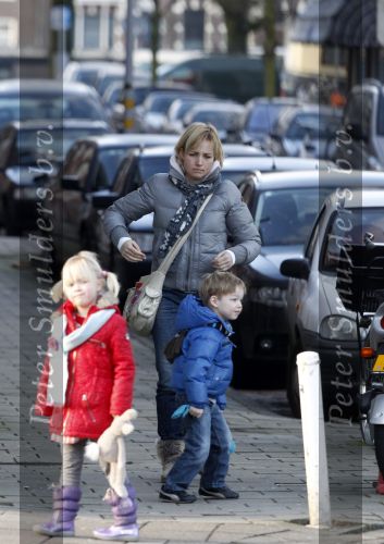 Amsterdam 16 januari 2011
Yvon jaspers met haar kinderen in Amsterdam.
Peter Smulders bv