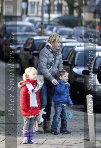 Amsterdam 16 januari 2011
Yvon jaspers met haar kinderen in Amsterdam.
Peter Smulders bv
