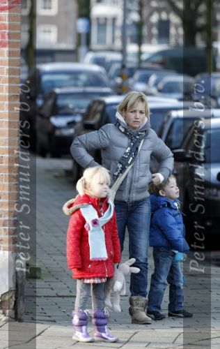 Amsterdam 16 januari 2011
Yvon jaspers met haar kinderen in Amsterdam.
Peter Smulders bv