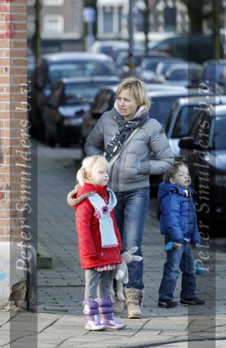 Amsterdam 16 januari 2011
Yvon jaspers met haar kinderen in Amsterdam.
Peter Smulders bv