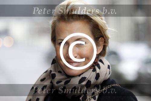 Amsterdam 26 januari 2012
Patty Brard Anouk Smulders en Sjimmy Bruijninckx op straat.
Peter Smulders bv