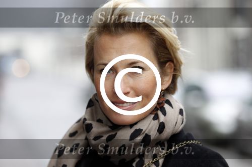 Amsterdam 26 januari 2012
Patty Brard Anouk Smulders en Sjimmy Bruijninckx op straat.
Peter Smulders bv
