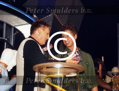Aalsmeer, 8 September 1995 Finale Soundmixshow 1995
Winnaar Arno Kolenbrander met Henny Huisman
Foto Peter Smulders BV
