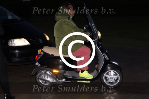 Amsterdam 27 januari 2012
Prinses Maxima bezoekt de Amsterdam Fashion week . Maxime Verhagen reikt de prijzen uit bij de green competition. Bastiaan v Schaaijk op vespa scooter
Peter Smulders bv