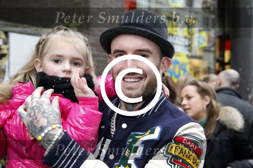 Amsterdam 21 januari 2012
Premiere de muppets in Tuschinski. Ben saunders met dochter
Peter Smulders bv