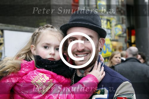 Amsterdam 21 januari 2012
Premiere de muppets in Tuschinski. Ben saunders met dochter
Peter Smulders bv