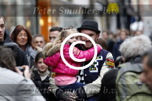 Amsterdam 21 januari 2012
Premiere de muppets in Tuschinski. Ben Saunders met dochter
Peter Smulders bv