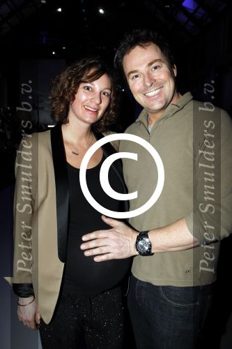 Amsterdam 28 januari 2012
AIFW fashion week met div bn ers bij div shows. Caspar Burgi met zijn zwangere vrouw
Peter Smulders bv