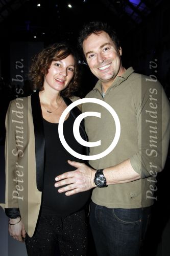 Amsterdam 28 januari 2012
AIFW fashion week met div bn ers bij div shows. Caspar Burgi met zijn zwangere vrouw
Peter Smulders bv