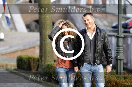 Naarden 14 januari 2012
Fajah Lourens voor het eerst gefotografeerd met haar nieuwe vriend Eelko v Kooten bij het arsenaal.
Peter Smulders bv