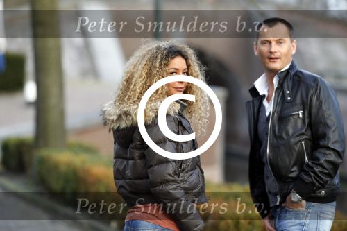 Naarden 14 januari 2012
Fajah Lourens voor het eerst gefotografeerd met haar nieuwe vriend Eelko v Kooten bij het arsenaal.
Peter Smulders bv