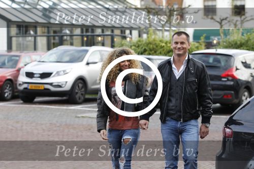 Naarden 14 januari 2012
Fajah Lourens voor het eerst gefotografeerd met haar nieuwe vriend Eelko v Kooten bij het arsenaal.
Peter Smulders bv