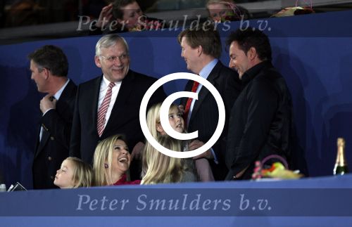 Amsterdam 21 januari 2012
Prinses Maxima prins Willem Alexander en Amalia Alexia en Ariane op bezoek bij jumping Amsterdam. Gerard Joling met Maxima en de prinsesjes
Peter Smulders bv