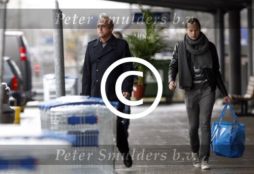 Amsterdam 21 januari 2012
Gordon en zijn vriend Raoul v d heijden zijn weer bij elkaar en doen boodschappen bij ikea.
Peter Smulders bv