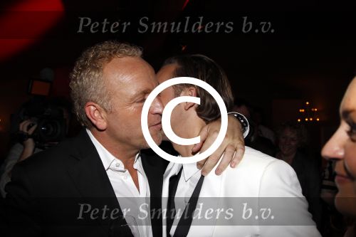 Utrecht 28 januari 2012
Premiere LA the Voices met Gordon in Vredenburg. Gordon met vriend Raoul
Peter Smulders bv