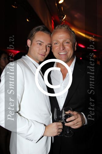 Utrecht 28 januari 2012
Premiere LA the Voices met Gordon in Vredenburg. Gordon met vriend Raoul
Peter Smulders bv
