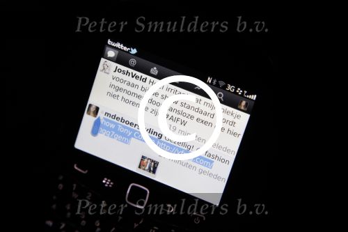 Amsterdam 28 januari 2012
AIFW fashion week met div bn ers bij div shows. Tweet van Josh Veldhuizen over ex Regilio Tuur
Peter Smulders bv