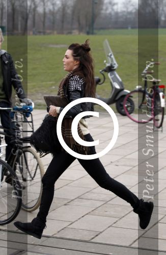 Amsterdam 29 januari 2012
Kim Feenstra rennend op straat.
Peter Smulders bv