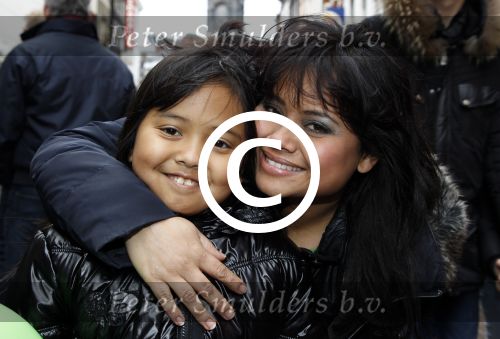 Amsterdam 21 januari 2012
Premiere de muppets in Tuschinski. Linda Wagemakers met dochter
Peter Smulders bv