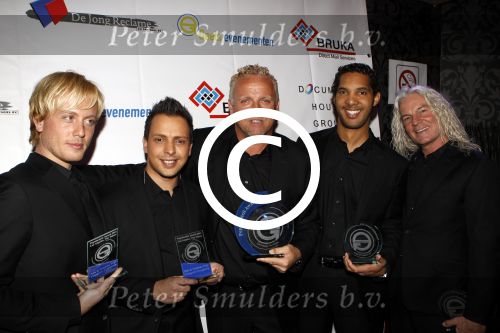 Uitgeest 16 januari 2012
Prijzen henk geels in bobs saloon in uitgeest. Gordon met Los Angeles Voices
Peter Smulders bv