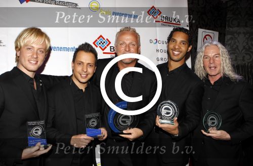 Uitgeest 16 januari 2012
Prijzen henk geels in bobs saloon in uitgeest. Gordon met Los Angeles Voices
Peter Smulders bv