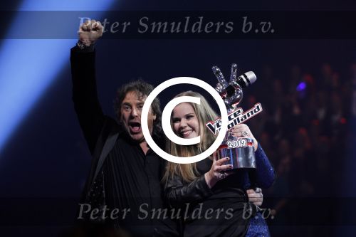 Hilversum 20 januari 2012
Iris Kroes wint de finale van the voice of holland in studio 22. Marco Borsato
Peter Smulders bv