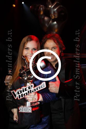 Hilversum 20 januari 2012
Iris Kroes wint de finale van the voice of holland in studio 22. Marco Borsato
Peter Smulders bv