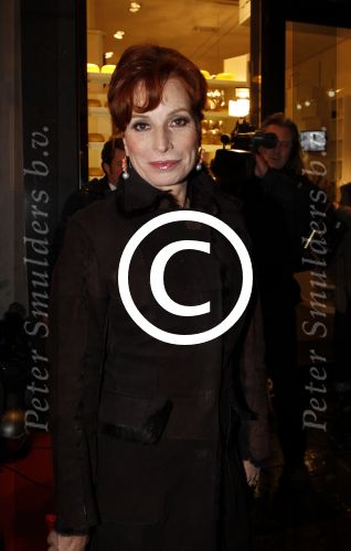 Amsterdam 23 januari 2012
Premiere Black out in Tuschinski. Marian Mudder slat Filemon Wesselink
Peter Smulders bv