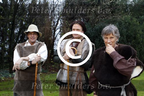 Eemnes 16 december 2011
Opnames voor kerstfilmpje van koffietijd met oa Quinty Trustfull Casper Burgi Pernille la Lau Bastiaan v Schaijk Martin gaus Lodewijk Hoekstra Job Nievaart Martin en edwin Smulders .
Peter Smulders bv