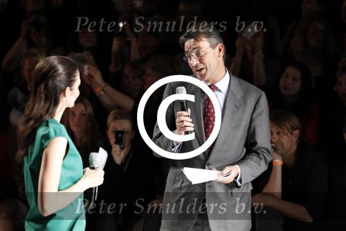 Amsterdam 27 januari 2012
Prinses Maxima bezoekt de Amsterdam Fashion week . Maxime Verhagen reikt de prijzen uit bij de green competition.
Peter Smulders bv