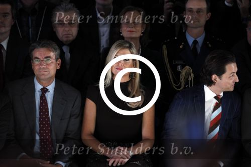 Amsterdam 27 januari 2012
Prinses Maxima bezoekt de Amsterdam Fashion week . Maxime Verhagen reikt de prijzen uit bij de green competition.
Peter Smulders bv