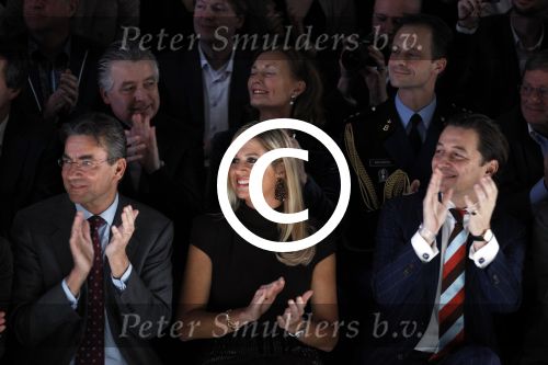 Amsterdam 27 januari 2012
Prinses Maxima bezoekt de Amsterdam Fashion week . Maxime Verhagen reikt de prijzen uit bij de green competition.
Peter Smulders bv