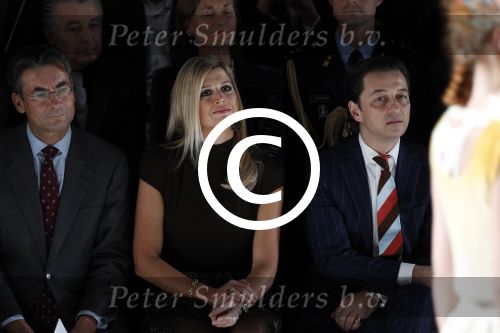 Amsterdam 27 januari 2012
Prinses Maxima bezoekt de Amsterdam Fashion week . Maxime Verhagen reikt de prijzen uit bij de green competition.
Peter Smulders bv