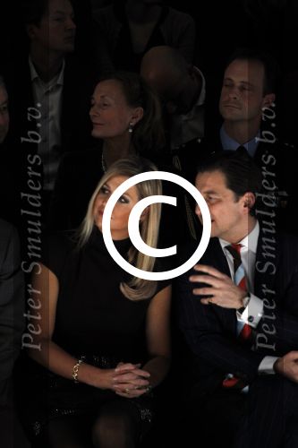 Amsterdam 27 januari 2012
Prinses Maxima bezoekt de Amsterdam Fashion week . Maxime Verhagen reikt de prijzen uit bij de green competition.
Peter Smulders bv
