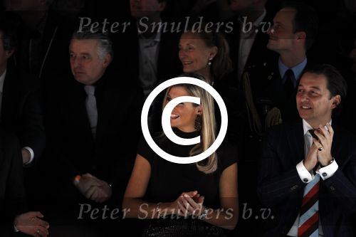 Amsterdam 27 januari 2012
Prinses Maxima bezoekt de Amsterdam Fashion week . Maxime Verhagen reikt de prijzen uit bij de green competition.
Peter Smulders bv