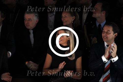 Amsterdam 27 januari 2012
Prinses Maxima bezoekt de Amsterdam Fashion week . Maxime Verhagen reikt de prijzen uit bij de green competition.
Peter Smulders bv