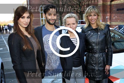 Amsterdam 17 januari 2012
Presentatie en kijken aflevering moordvrouw met Wendy v Dijk Renee Soutendijk Achmed Akkabi en Chava voor in t Holt.
Peter Smulders bv