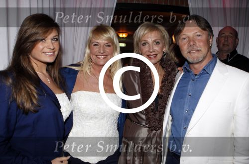Uitgeest 16 januari 2012
Prijzen henk geels in bobs saloon in uitgeest. opera familia
Peter Smulders bv