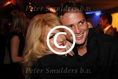 Utrecht 28 januari 2012
Premiere LA the Voices met Gordon in Vredenburg. Patricia Paay met vriend Nicky v Dam
Peter Smulders bv