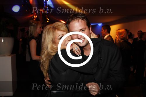 Utrecht 28 januari 2012
Premiere LA the Voices met Gordon in Vredenburg. Patricia Paay met vriend Nicky v Dam
Peter Smulders bv