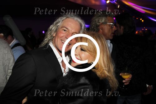 Utrecht 28 januari 2012
Premiere LA the Voices met Gordon in Vredenburg. peter Stryken met Patricia Paay
Peter Smulders bv