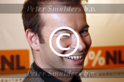 Hilversum 24 januari 2012
Uitreiking 100% NL awards met oa Marco Borsato Angela Groothuizen Nick en Simon en Ben Saunders. Peter v d Vorst
Peter Smulders bv