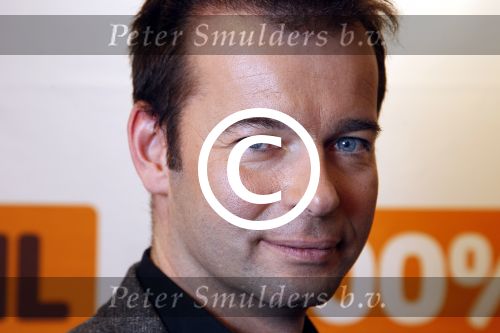 Hilversum 24 januari 2012
Uitreiking 100% NL awards met oa Marco Borsato Angela Groothuizen Nick en Simon en Ben Saunders. Peter v d Vorst
Peter Smulders bv