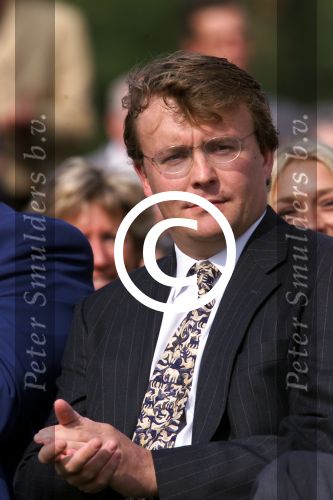 Den Dolder 1 september 2000

Prins Friso opent golfsocieteit Den Dolder.


Peter Smulders bv