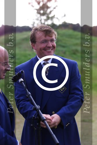 Den Dolder 1 september 2000

Prins Friso opent golfsocieteit Den Dolder.


Peter Smulders bv