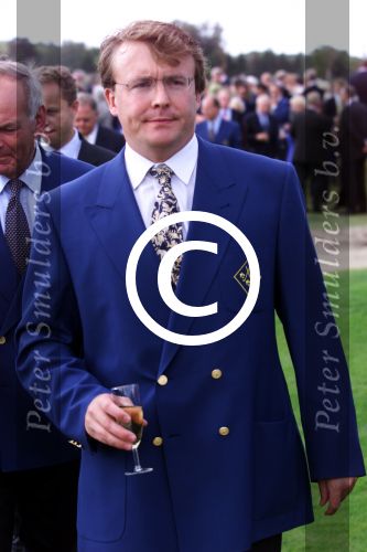 Den Dolder 1 september 2000

Prins Friso opent golfsocieteit Den Dolder.


Peter Smulders bv