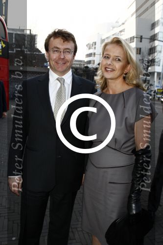 Den Haag 2 april 2009
Opening / premiere van filmdagen in Den Haag. Prinses Mabel Wisse Smit met haar man Prins Friso
Peter Smulders bv