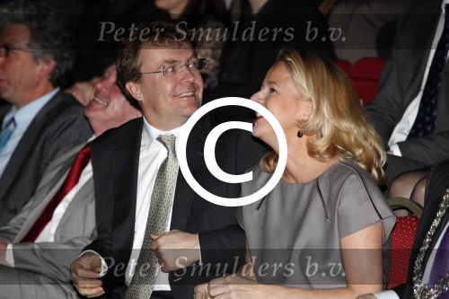 Den Haag 2 april 2009
Opening / premiere van filmdagen in Den Haag. Prinses Mabel Wisse Smit met haar man Prins Friso
Peter Smulders bv